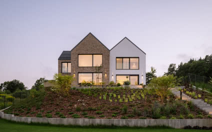 Dom Wieloszczytowy na Pomorzu. Wybudowano go na skarpie!