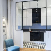 Oryginalna lampa nad stołem w jadalni to...