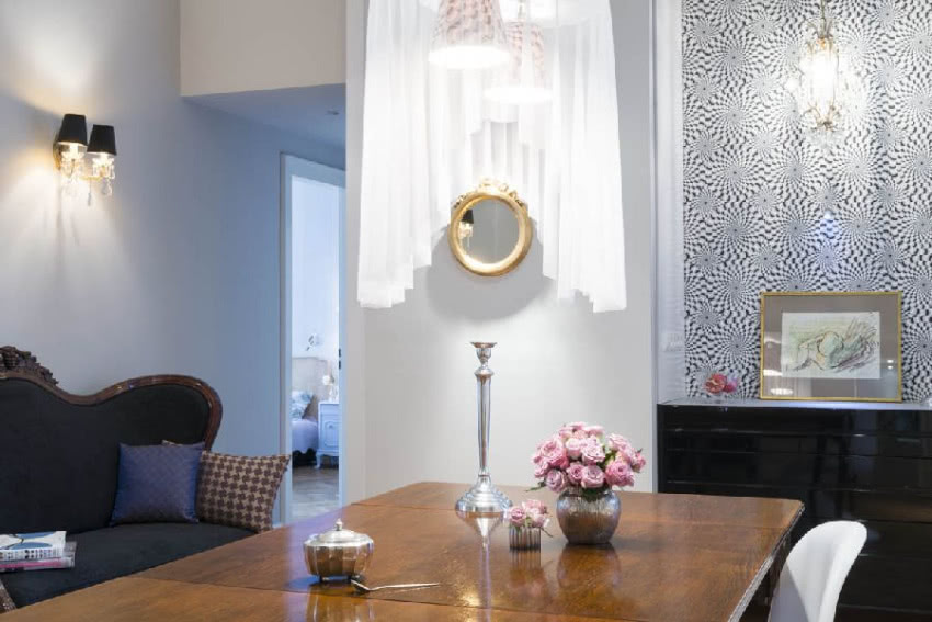 Ale lampa! Każdy, kto po raz pierwszy tu...