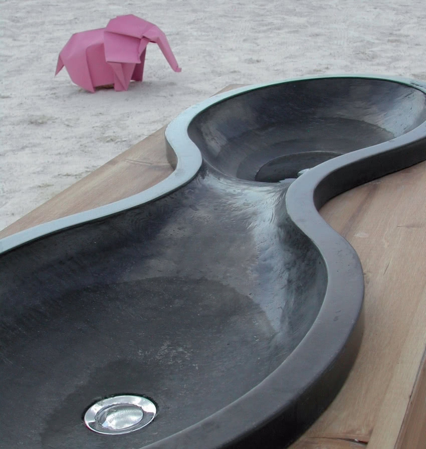 Double Dipper - podwójna umywalka z barwionego...