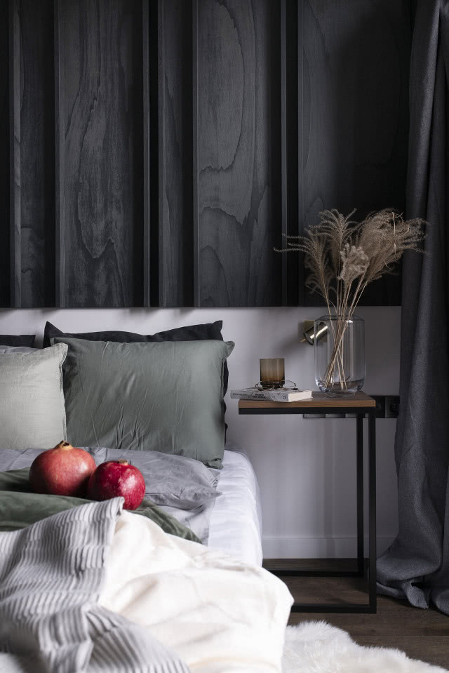 Sypialnia w ciemnym odcieniu