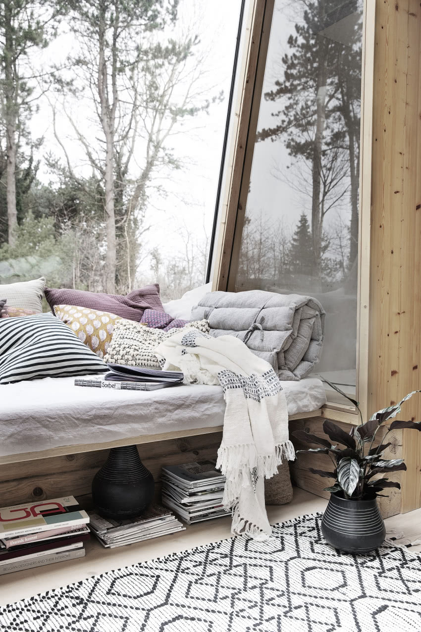 W zimne dni najwygodniej podziwiać nam naturę...