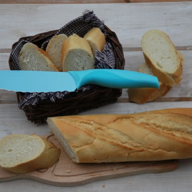 Kolorowy nóż do kanapek
