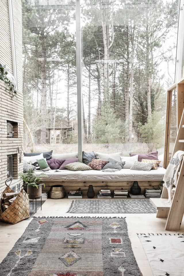 Wielkie przeszklone okna