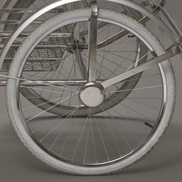 koło, zdjęcie czarno-białe