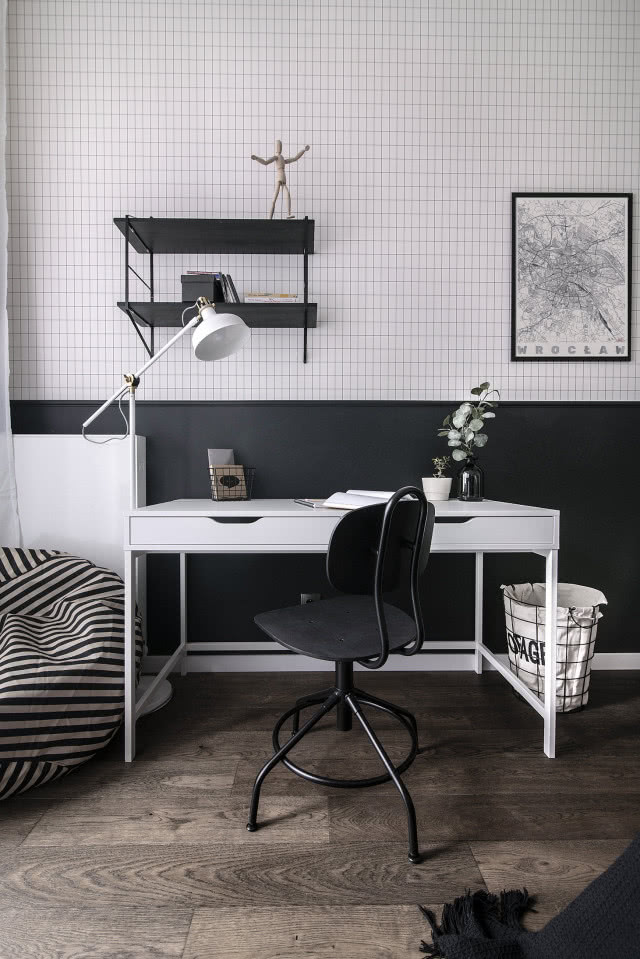 Gabinet w czerni i bieli