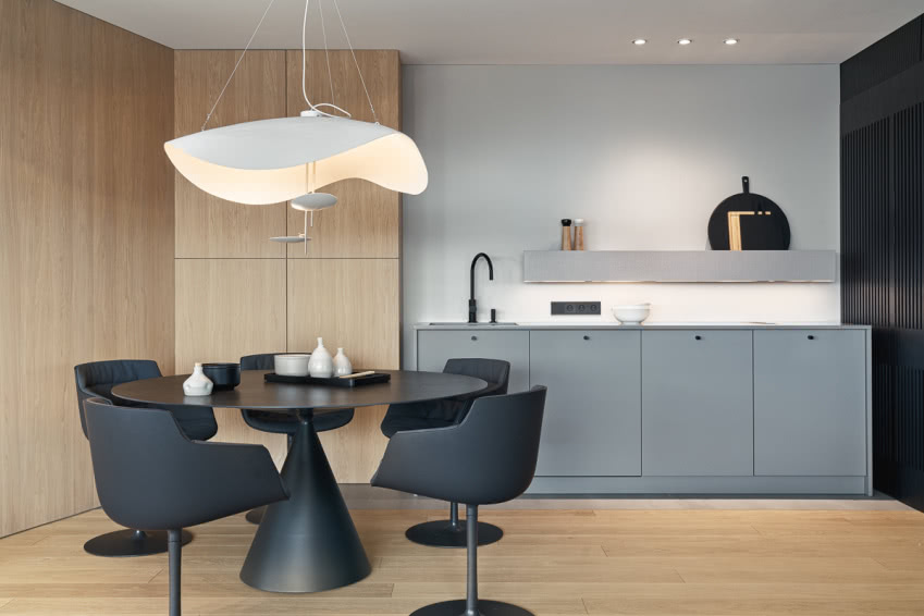 Mieszkanie wyposażone zostało w część kuchenną,...