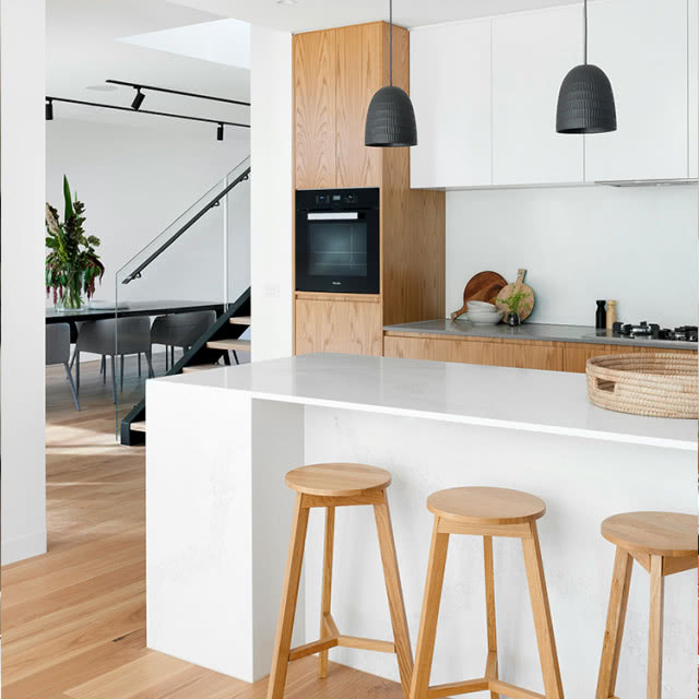 Modna kuchnia: te akcesoria i meble zmienią Twoją przestrzeń