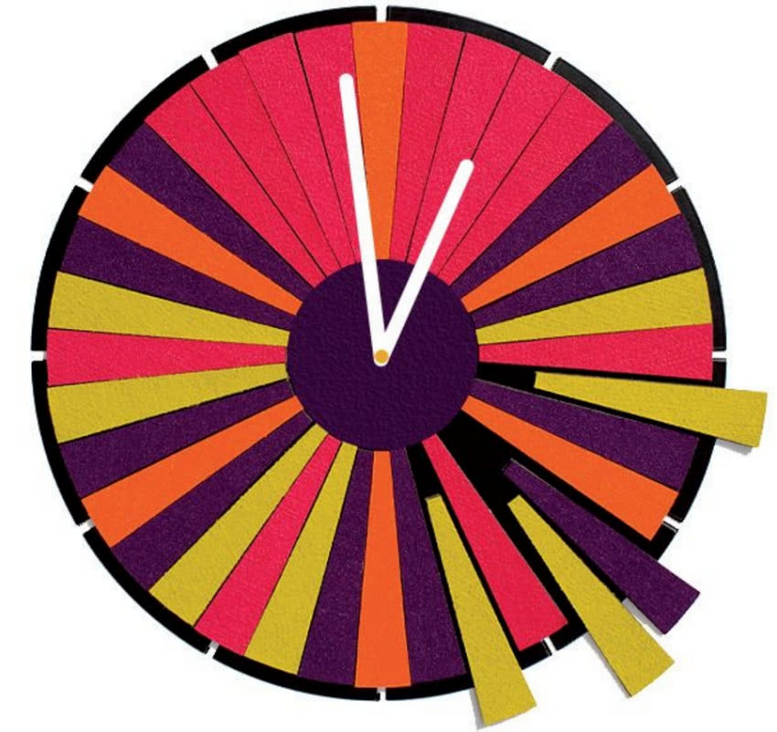 Zegar Pasiak, na którego czarnej metalowej...