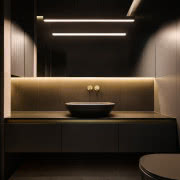 Poprzez umieszczenie w centralnym punkcie...