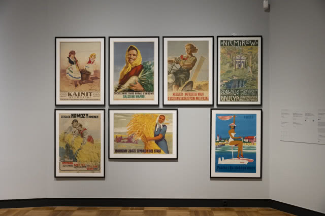 plakaty z PRL-u