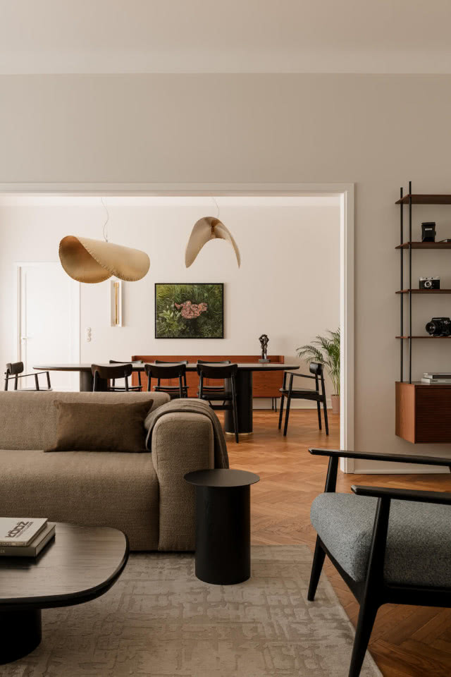 Salon z widokiem na jadalnię