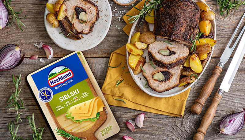 Schab faszerowany serem i suszoną śliwką