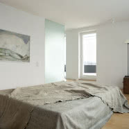 Minimalistyczny apartament w centrum miasta