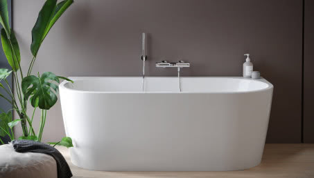 Czy wanna wolnostojąca sprawdzi się w niewielkiej łazience?