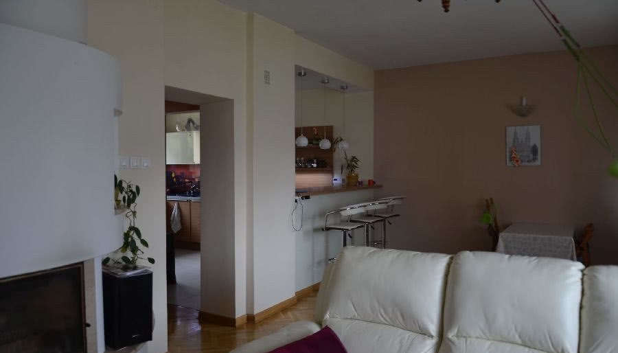 Kolor stołu do jadalni