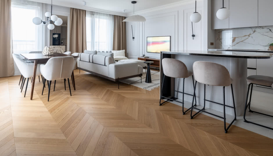 Ogrzewanie podłogowe a deski podłogowe - czy to dobre połączenie?