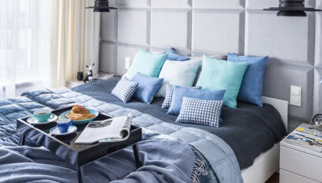 Kojące odcienie szarości w mieszkaniu