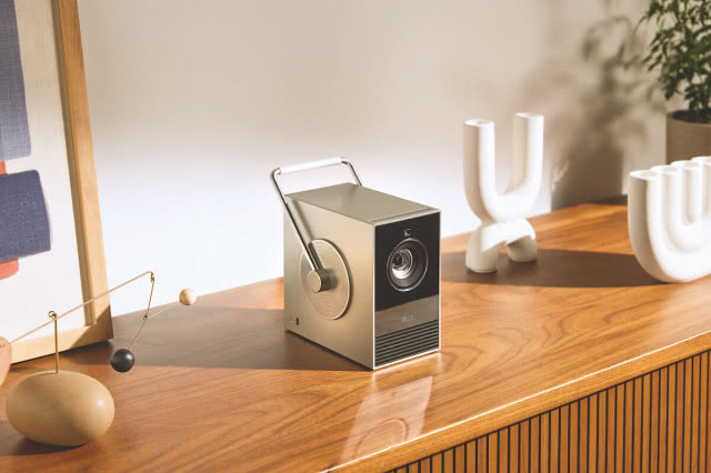 projektor LG CineBeam Q