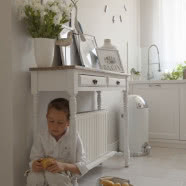 Wymarzony dom - jasne wnętrza w nieco francuskim stylu