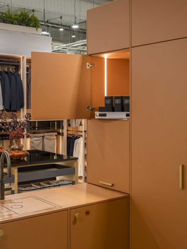 PEKA prezentuje „Szwajcarskie rozwiązania dla codziennej wygody” na targach ARSAW HOME 2025