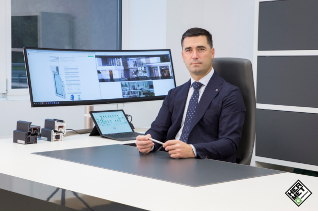 Javier Garzón, Ampuero