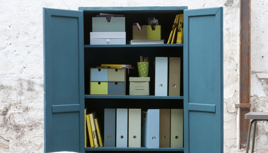 Jak odnowić stare meble drewniane?