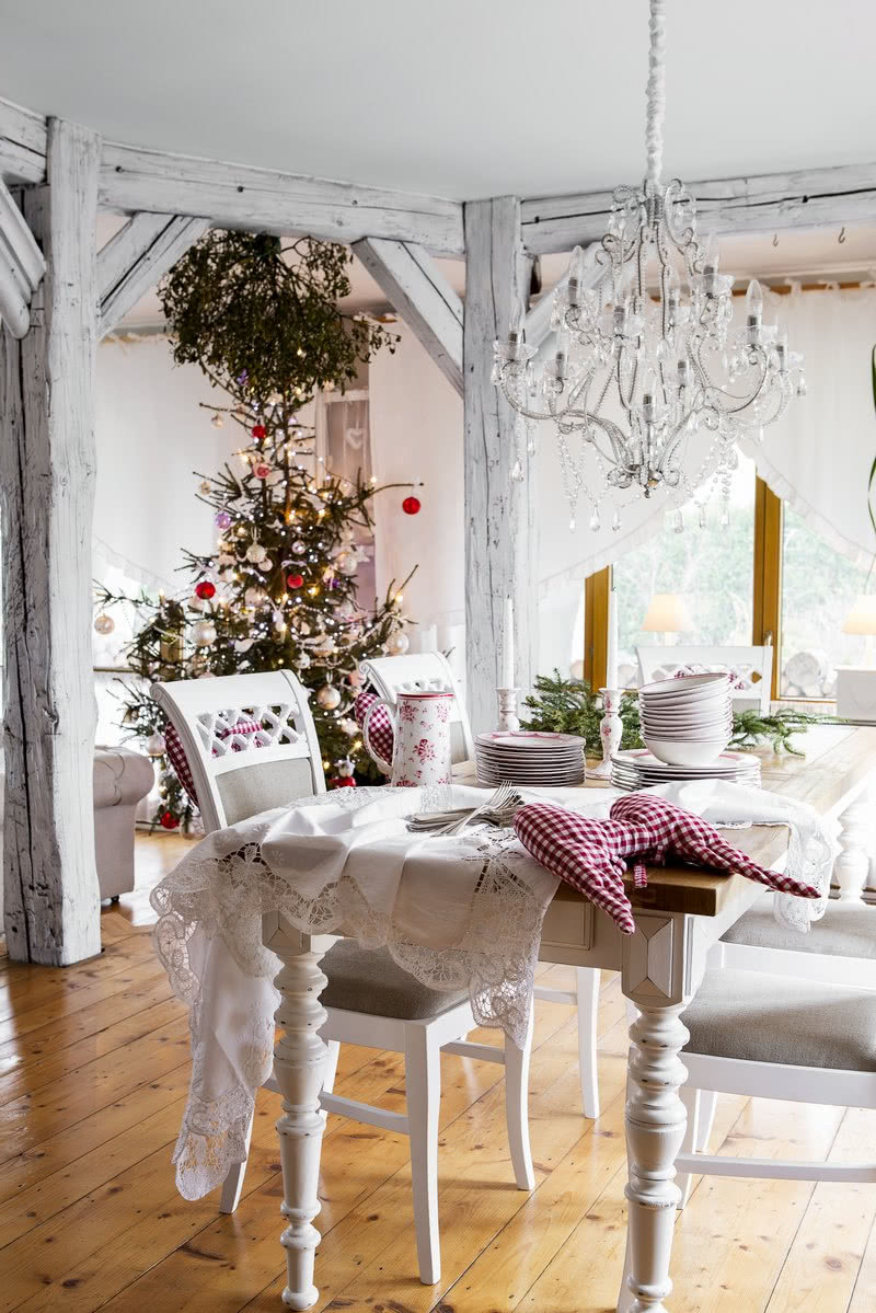 W domu Gabrieli i Sebastiana są dwie jadalnie -...