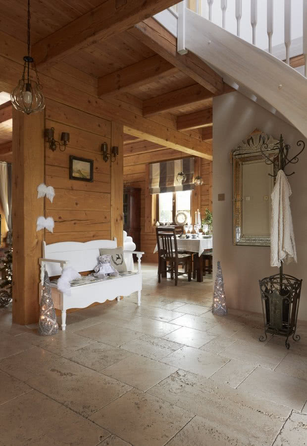 Pomysł na parter był prosty - kamień na...