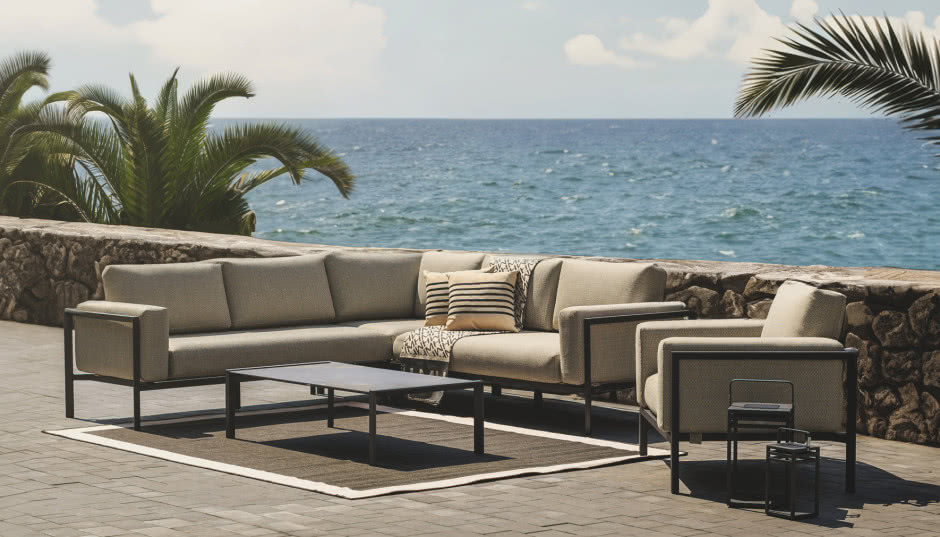 Na co zwrócić uwagę, kupując meble outdoorowe?