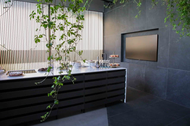 Nowy showroom Laminam w Poznaniu. Zobacz spieki kwarcowe w wielkim formacie!