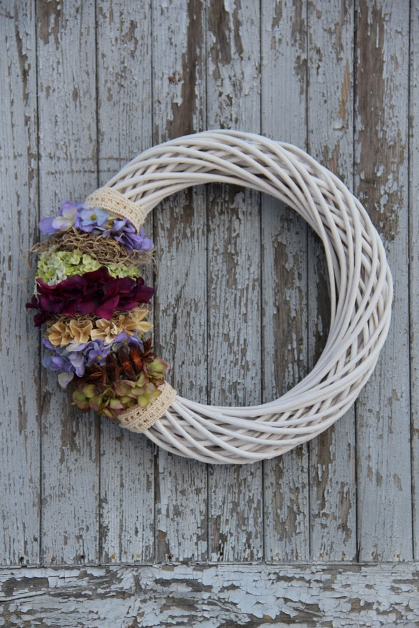 Wianek Primavera z kwiatową kompozycją na...