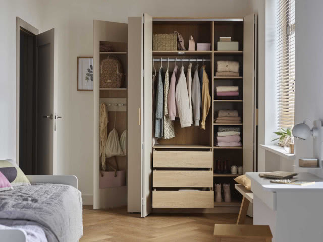 szafa boczna pokój nastolatka