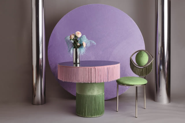 Meble w welurowej tkaninie w stylu art deco