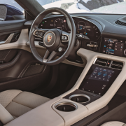 Ze swoim „czystym”,
purystycznym...