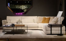 Olta - polskie sofy premium redefiniują komfort. Nowe modele ANAGA i LUIS w centrum The Olta Experience