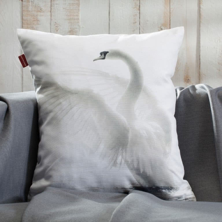 Poszewka Swan on a Lake, bawełna, wym. 43 x 43...