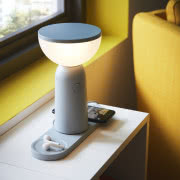 Bezprzewodowa lampa Bettorp od IKEA. Przy pomocy...