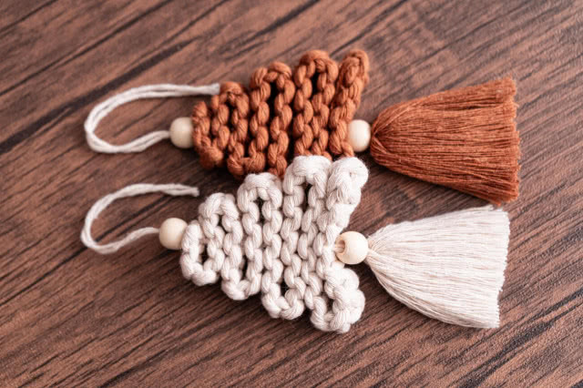 choinka z wełny na szydełku