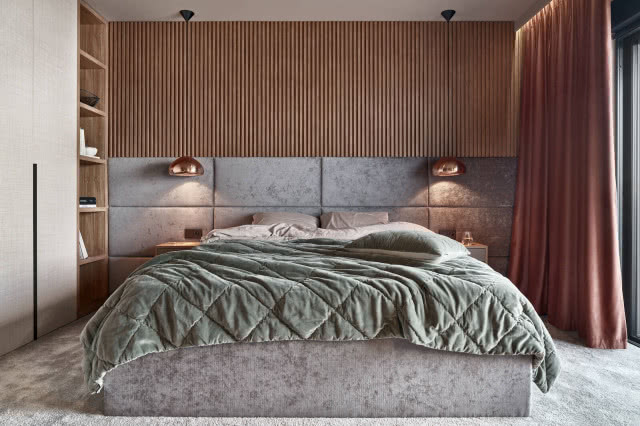 kolor beżowy i brązowy w sypialni