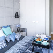 Kojące odcienie szarości w mieszkaniu