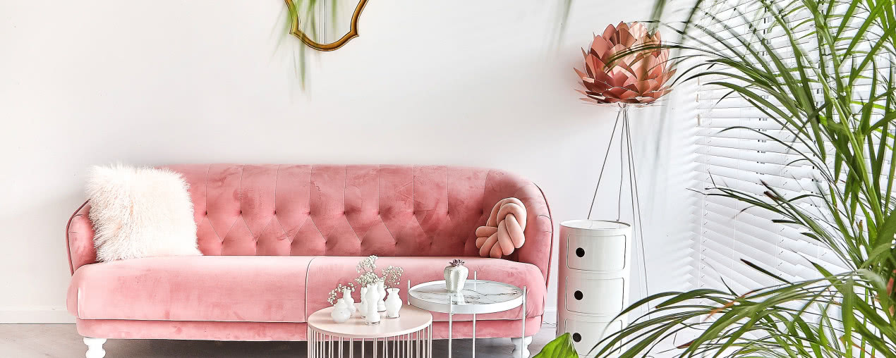 Pudrowe mieszkanie projektantki