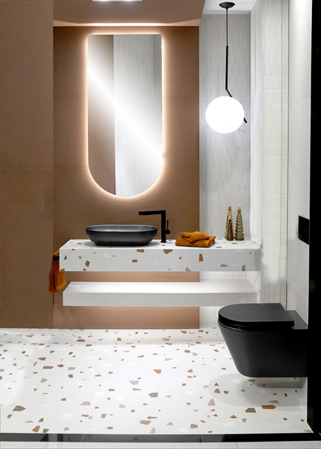 czarny sedes, czarna umywalka nablatowa, duże lustro podświetlane, 