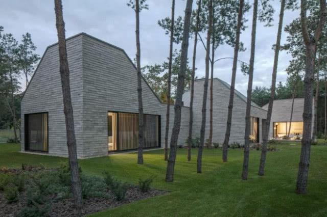 Głosowanie jury, kat. Obiekty prywatne: Dom Wieloczłonowy w okolicach Poznania, PL.architekci