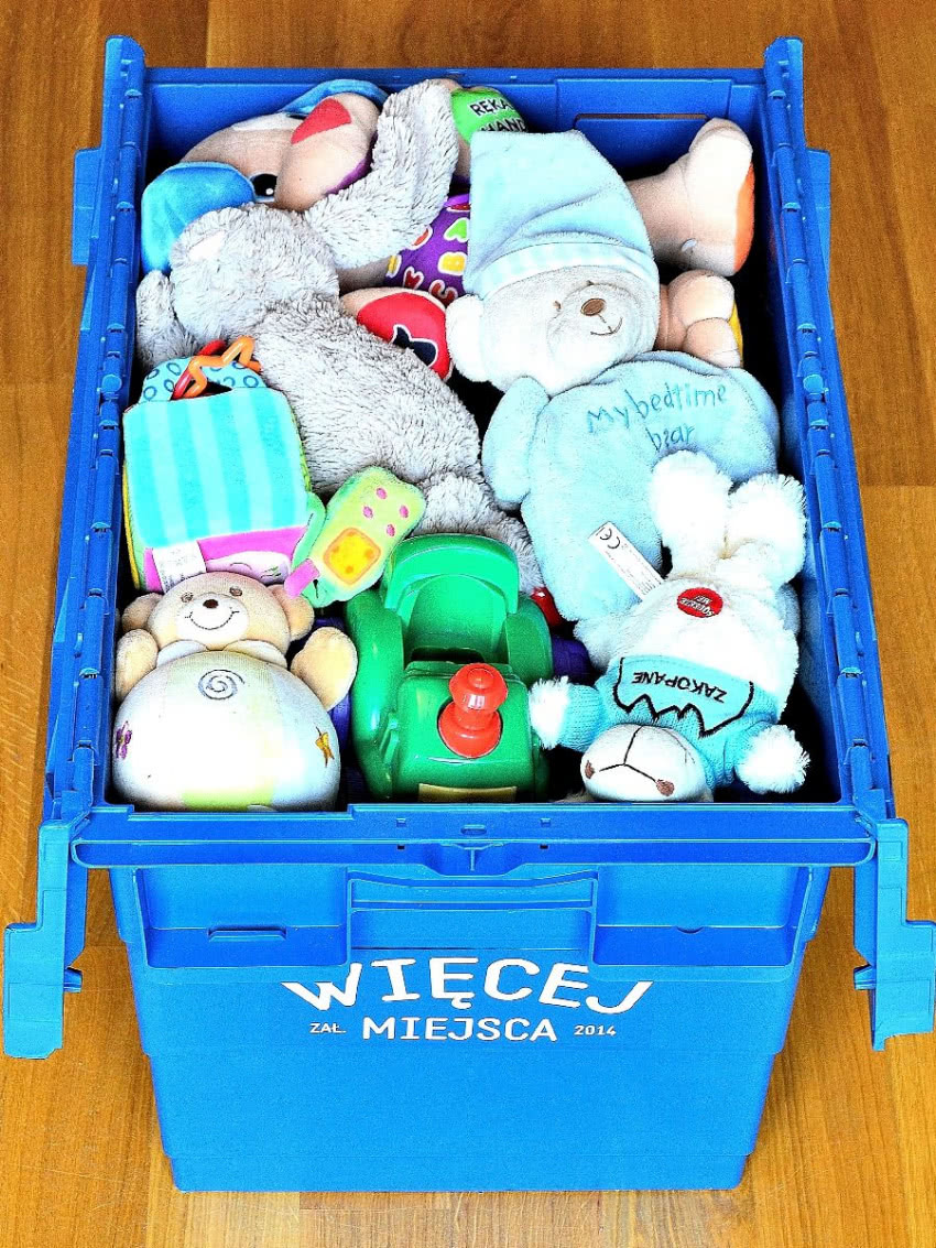 W pojemniku o wymirach 40 x 60 x 60 cm zmieści...