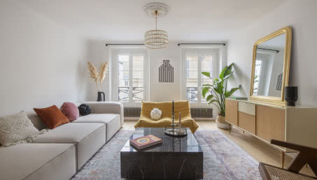 Z wizytą w mieszkaniu francuskiego projektanta mody. Znajduje się tuż obok kanału Saint Martin!