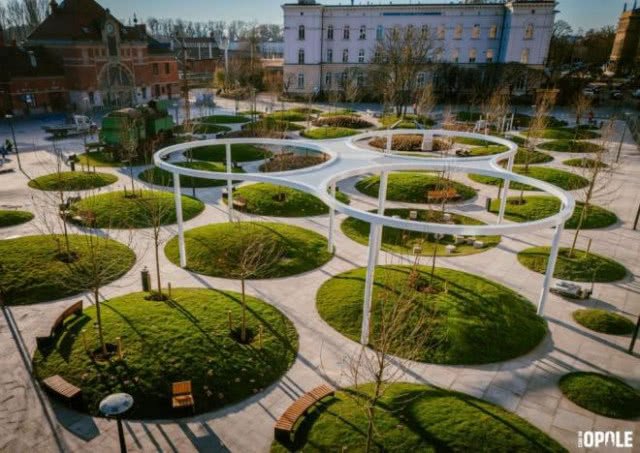 Głosowanie jury, kat. Przestrzeń publiczna: metamorfoza placu dworcowego im. Olgi „Kory” Sipowicz w Opolu, SN Architekci