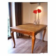 Stół stylowy