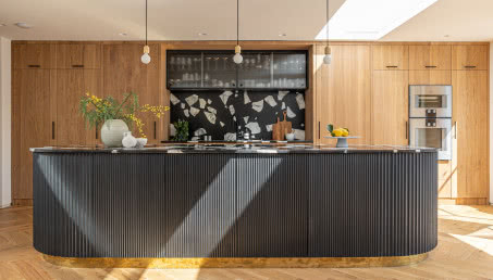 Nowe trendy w kuchni 2025: będą rządzić nowoczesność, natura i luksus 