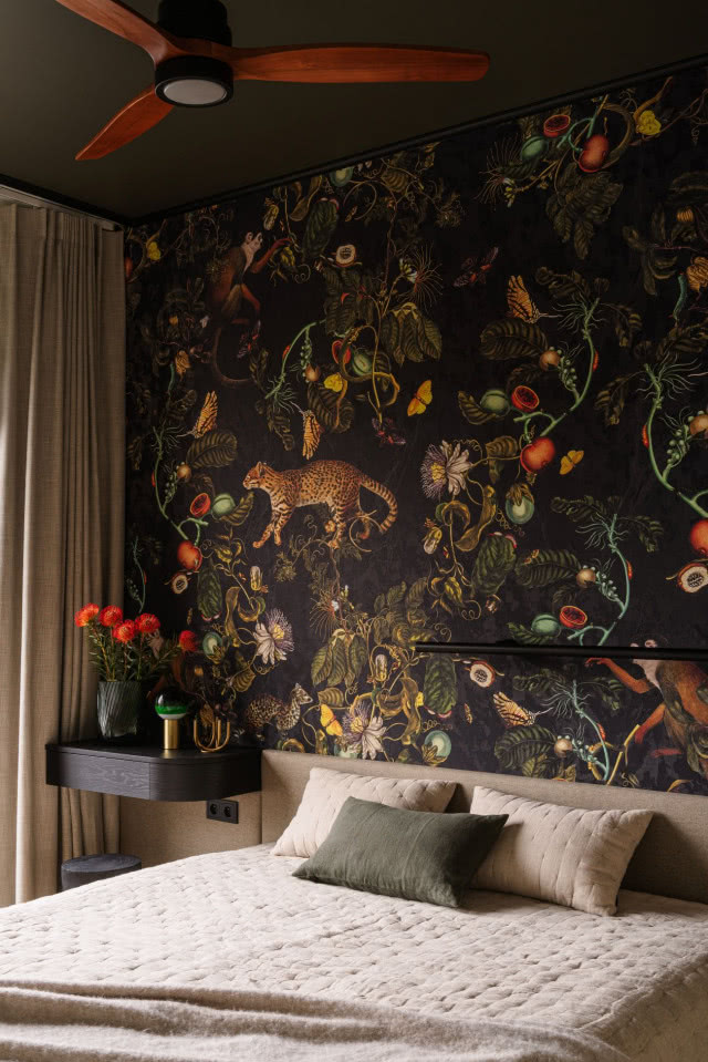 tapeta w sypialni dżungla